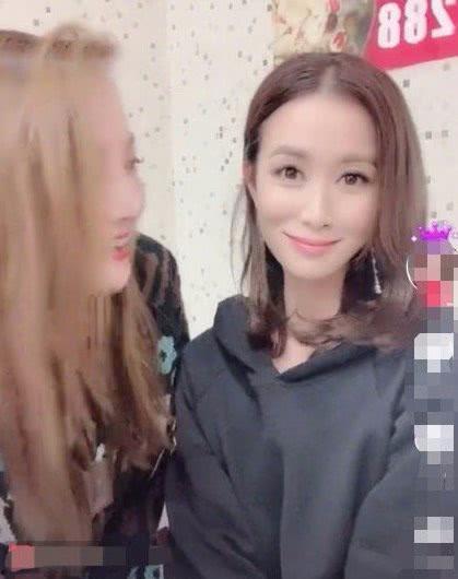 小孩美女明星网红视频,小明星网红的萌态瞬间
