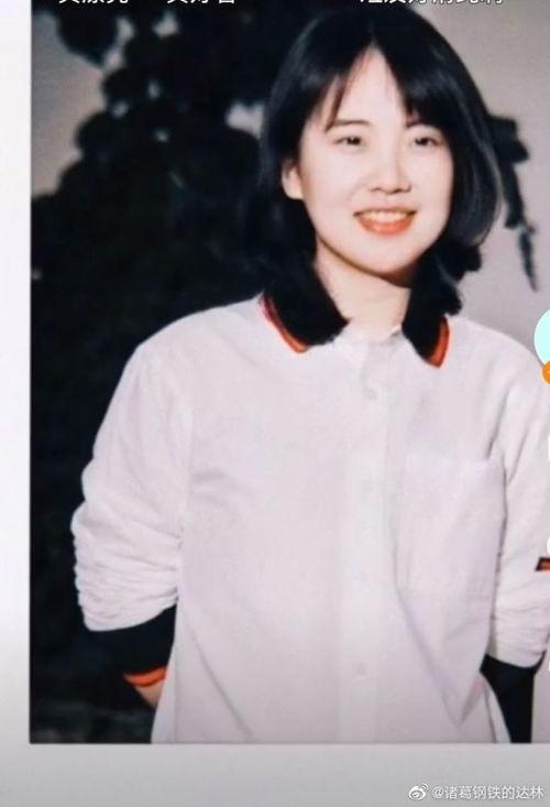 明星网红职业对比图女士,揭秘两者间的异同与演变