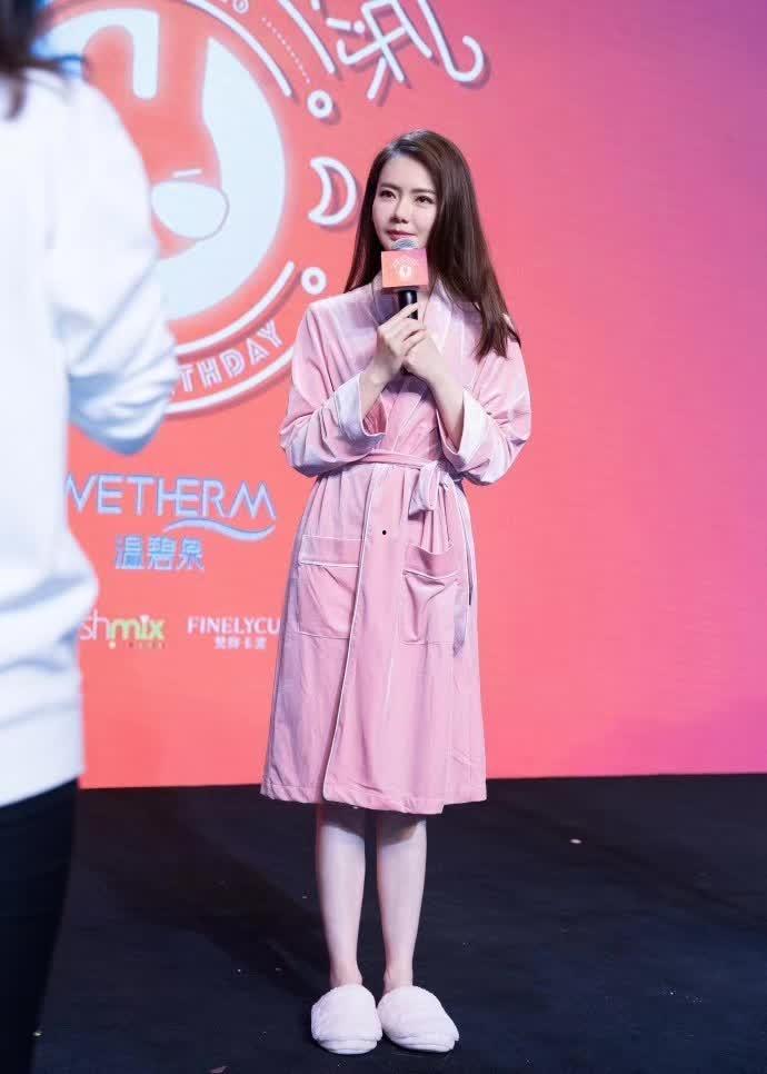 明星网红同款睡衣图片,明星私藏的舒适时尚单品