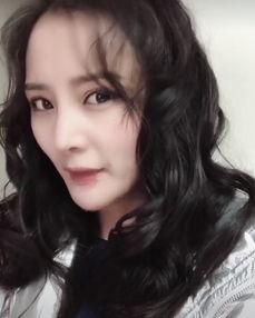 拍明星网友的女网红,揭秘女网红与明星的幕后互动瞬间