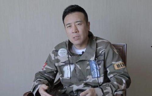 子弟兵和明星网红,跨界融合，共筑青春风采