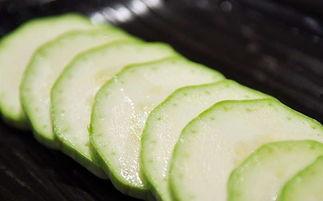 今日昆明吃瓜事件,一场网络热议背后的真相揭秘