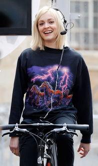 明星网红t恤女图片,明星网红同款T恤，女神必备单品