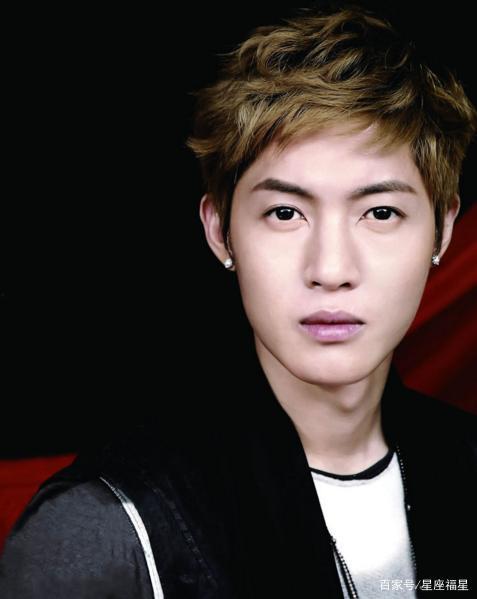 明星网红腹肌男图片大全