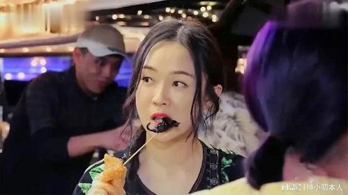 明星网红吃辣粽视频,明星网红挑战吃辣粽，辣度大揭秘！