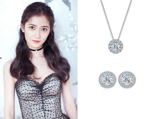 明星网红单品首饰火爆,明星同款热销！网红单品首饰引领潮流风尚