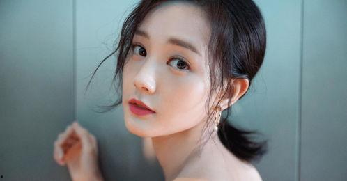 想做明星网红的女朋友,她与明星网红之路的逐梦之旅