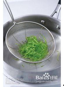 鸡丝凉瓜今日推荐,鸡丝凉瓜，美味解暑新选择