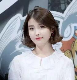 短发微卷的明星网红,揭秘网红明星的时尚秘诀